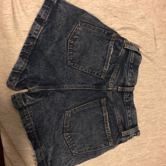 Natural Rise Shorts - Picture 2 of 2